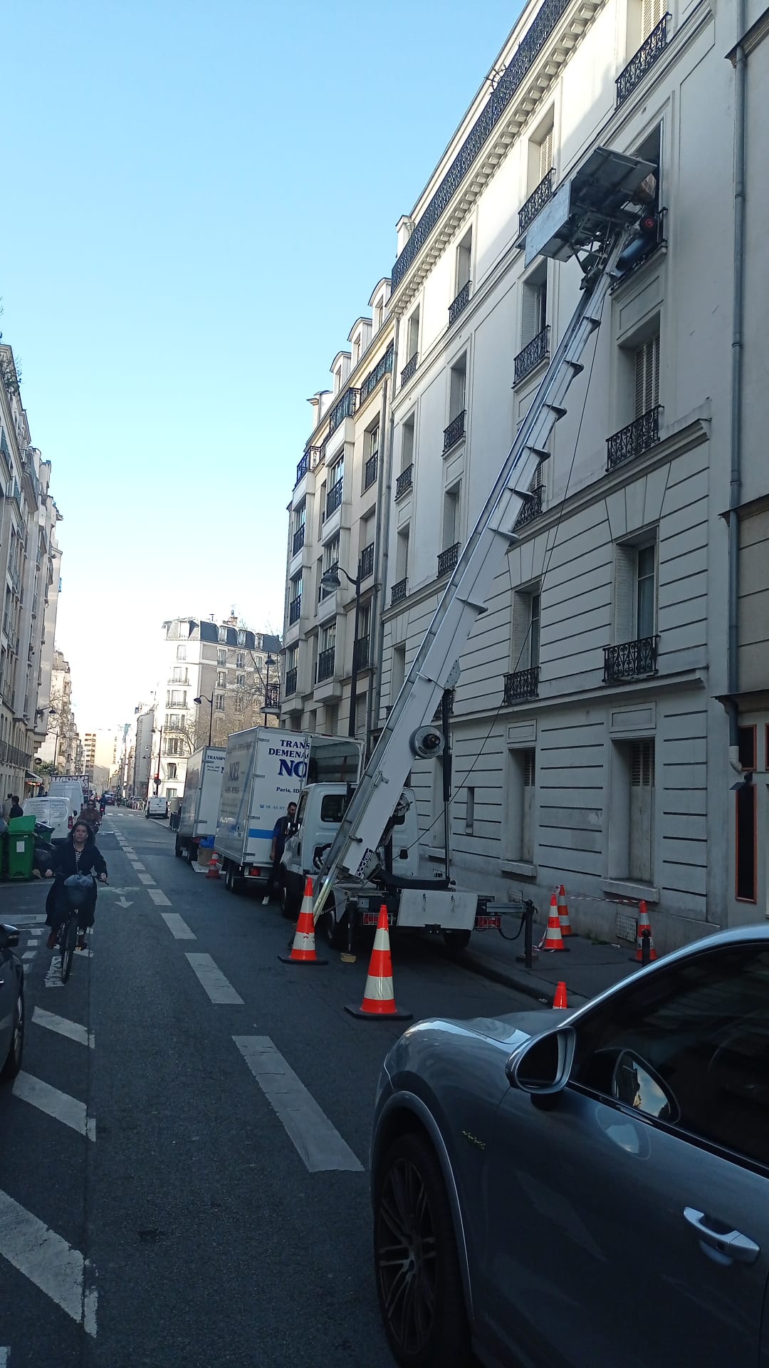 location monte meuble paris 75015 demenagement