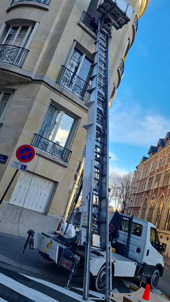 location monte meuble paris 7