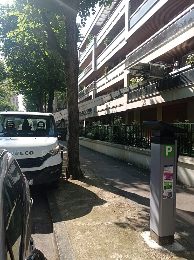monte meuble neuilly sur seine