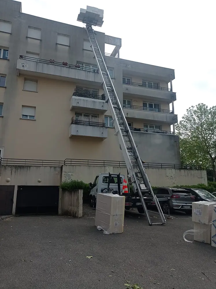 monte meuble torcy 77